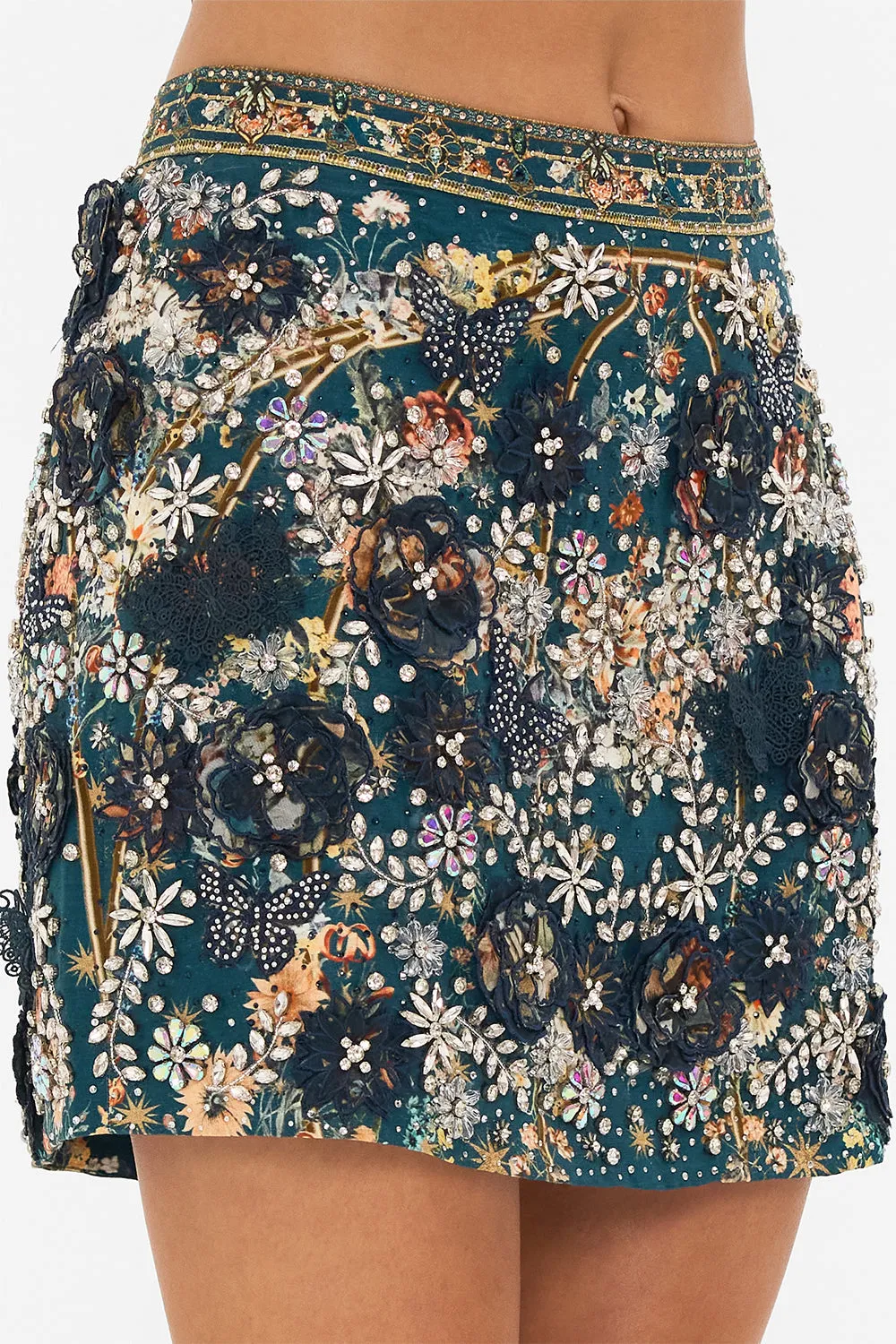 3D HAND EMBROIDERED MINI SKIRT SHE WHO WEARS THE CROWN