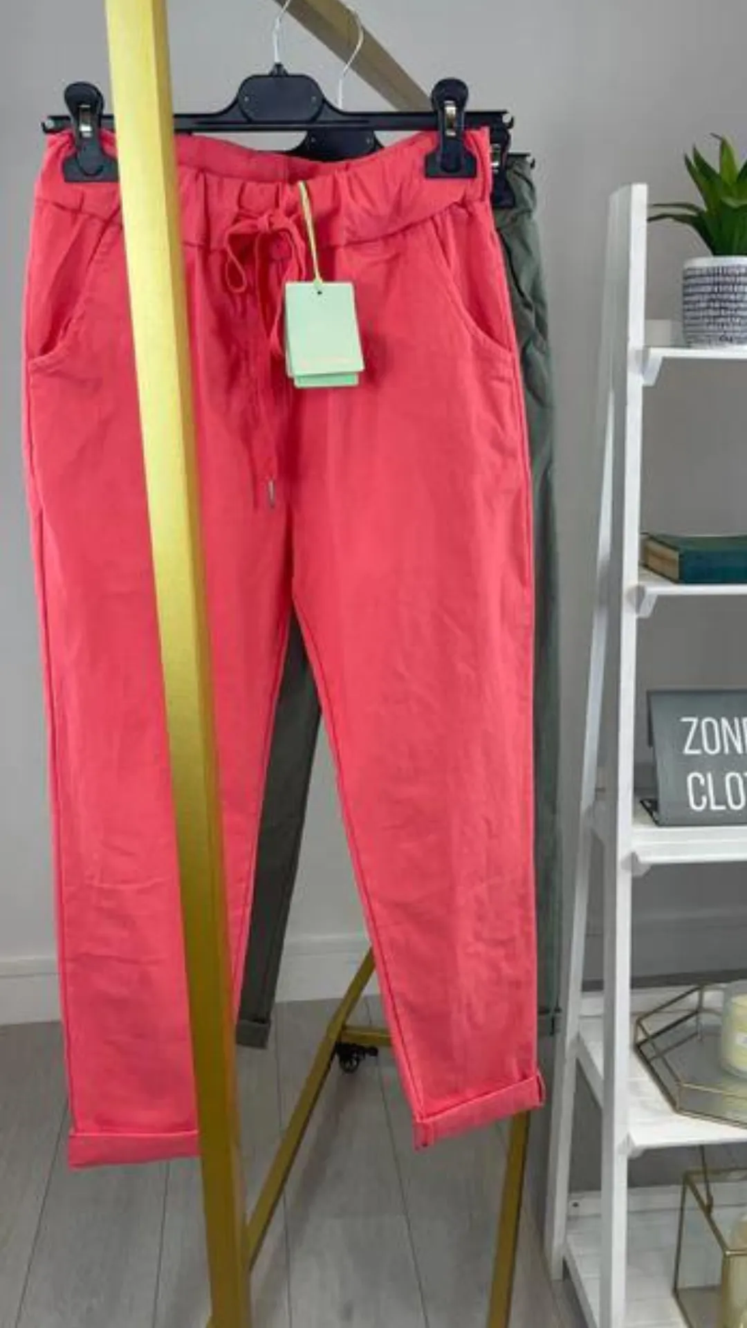 Amber - Sugar Babe Joggers Coral