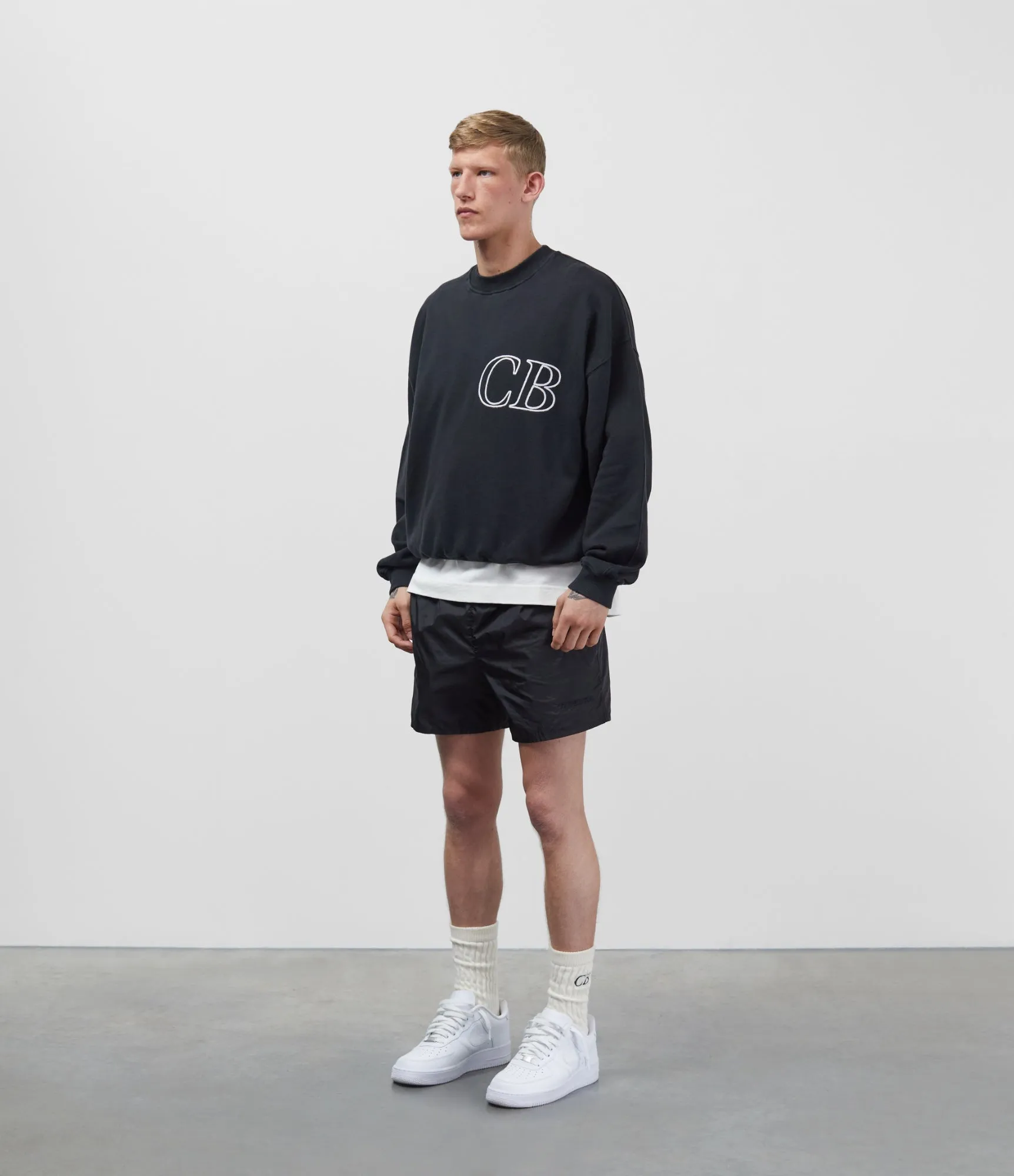 CB ITALIC OUTLINE SWEATSHIRT