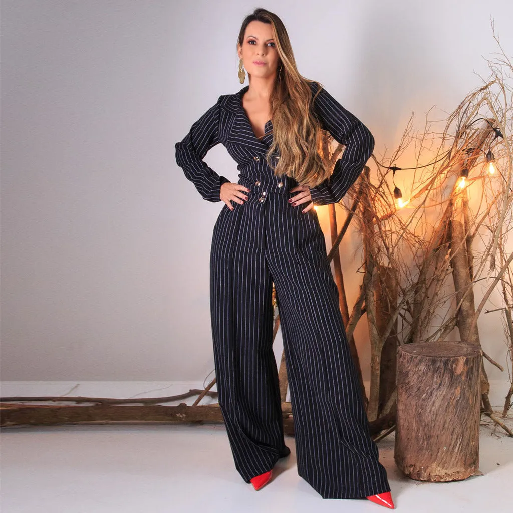Conjunto calça e blazer cropped tecido alfaiataria risca de Giz - Maisa