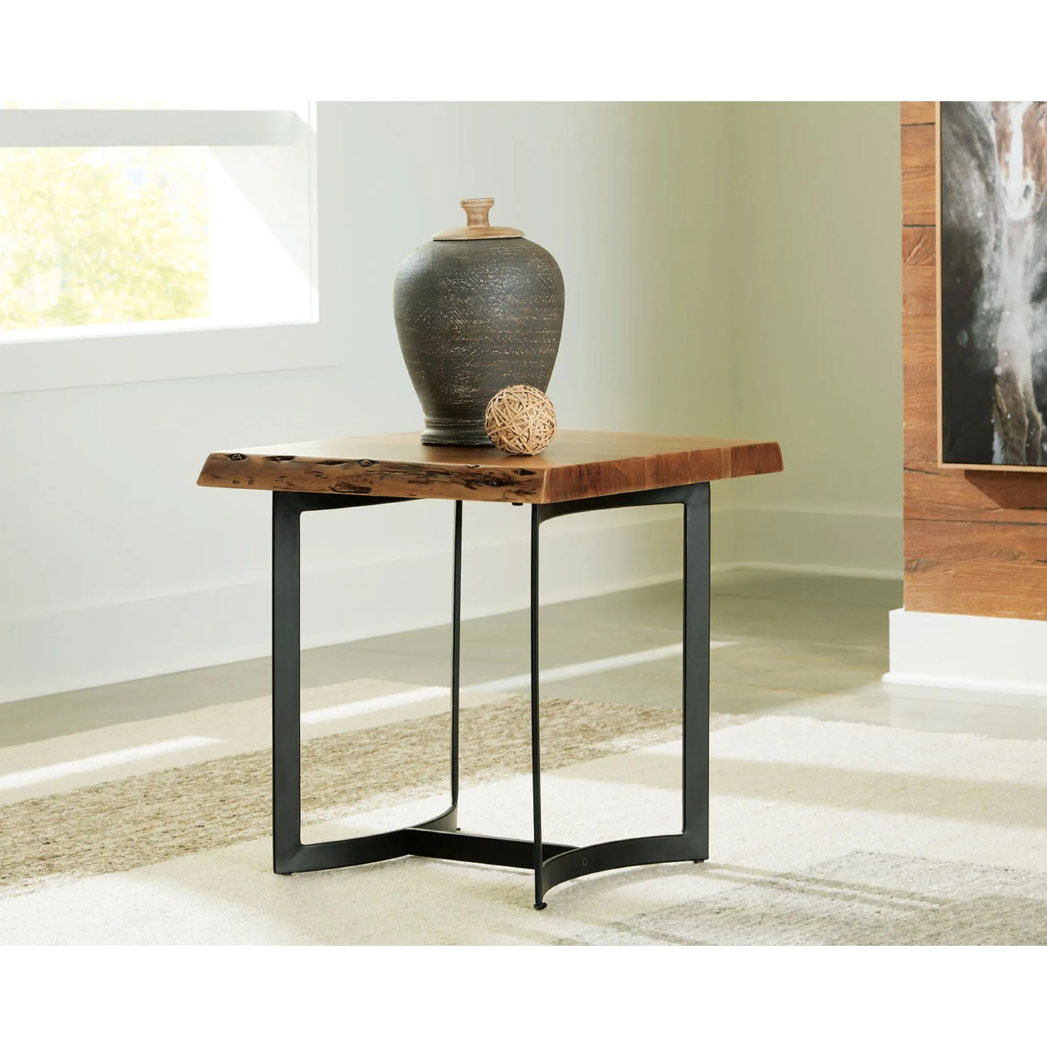 Fortmaine End Table