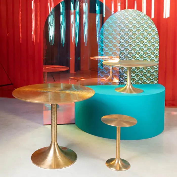 Hypnotising Round Coffee Table Gold