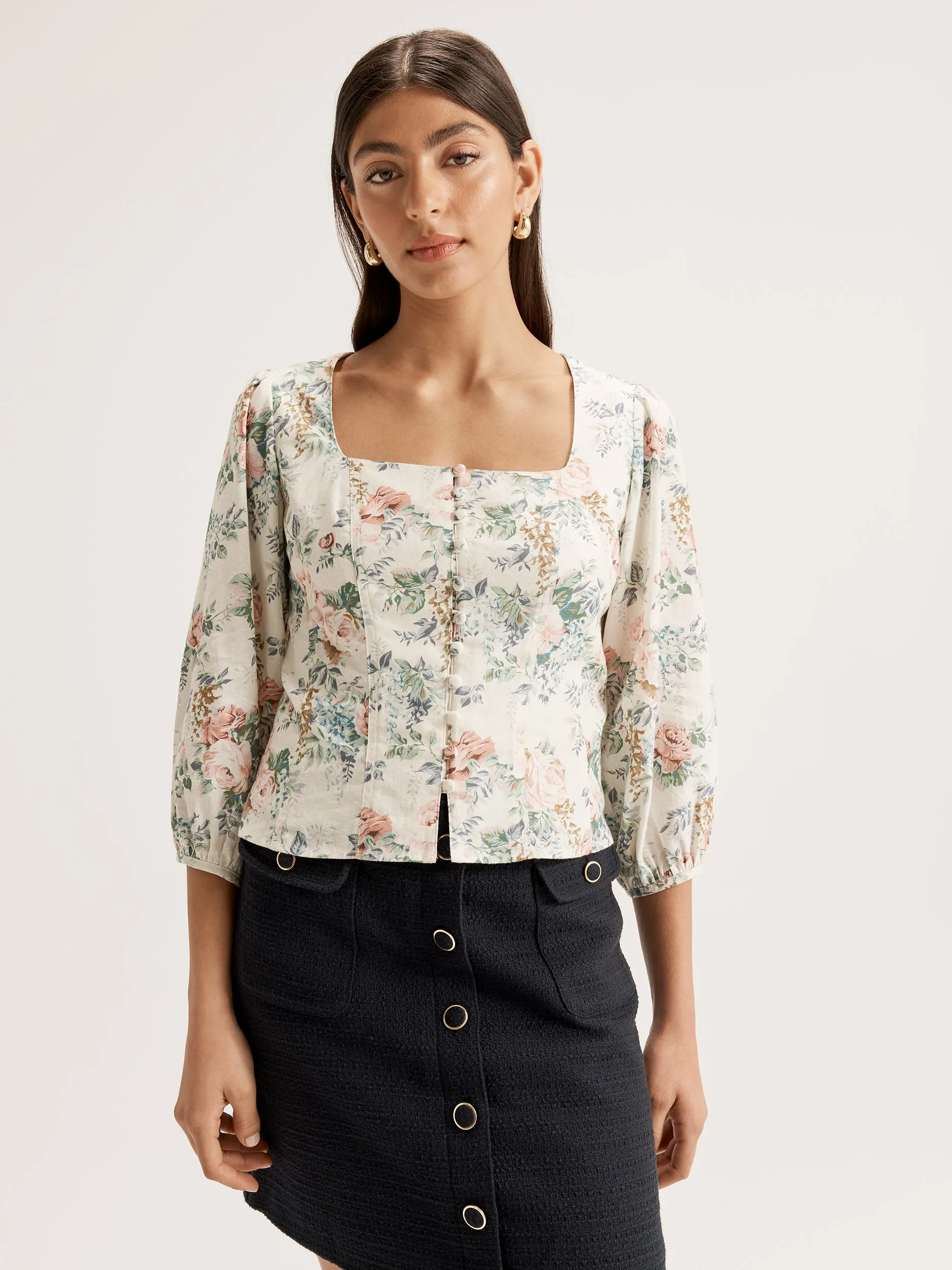 La Belle Blouse