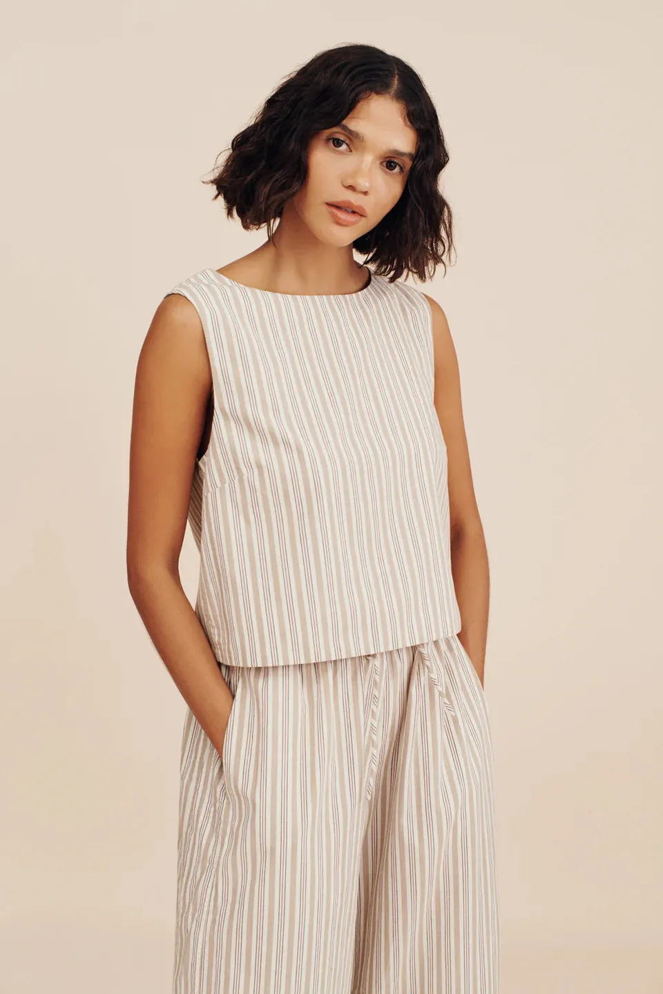 MABEL TOP IN BEIGE STRIPE