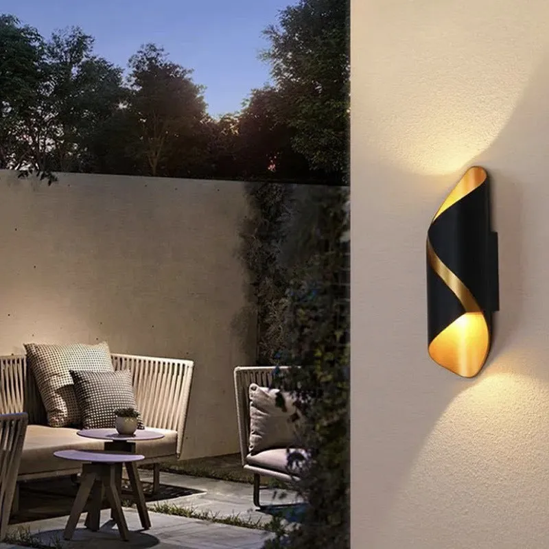 Modern Simple Led Waterproof Wall Lamp