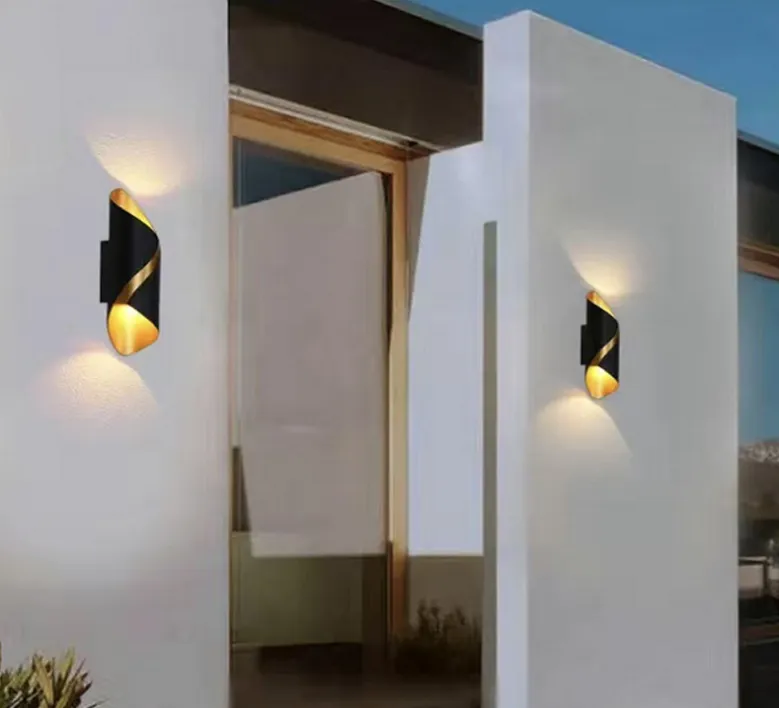 Modern Simple Led Waterproof Wall Lamp