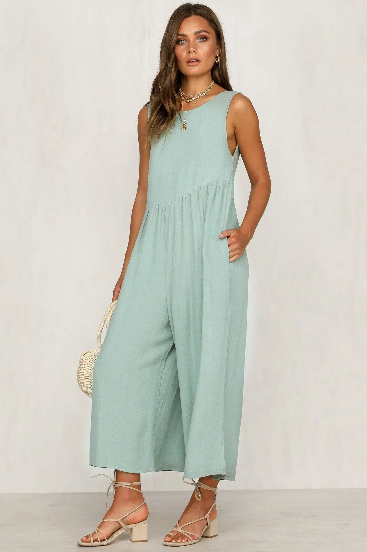 Sleeveless Backless Round Neck Jumpsuit