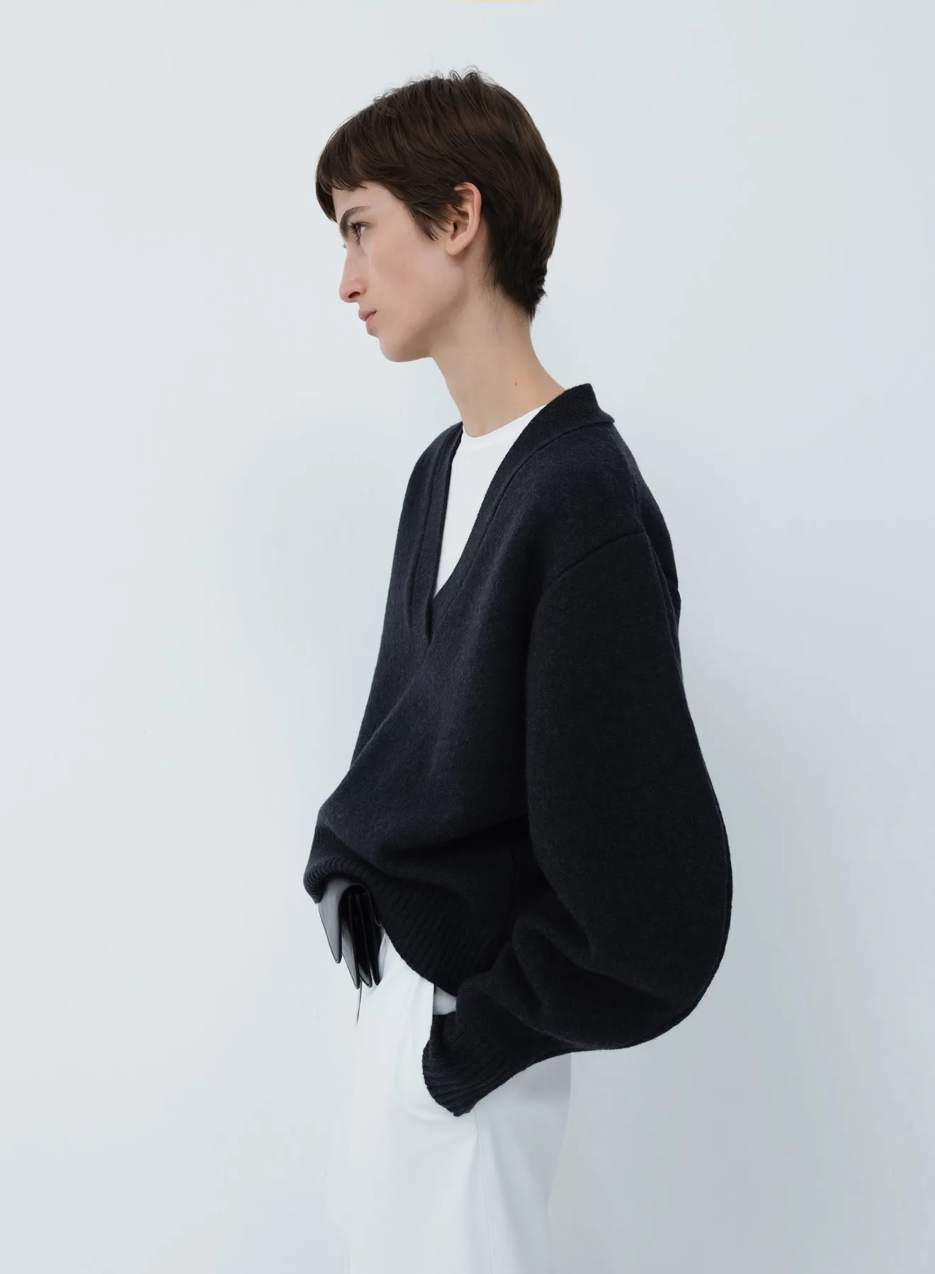 V-Sweater boiled wool | dark grey